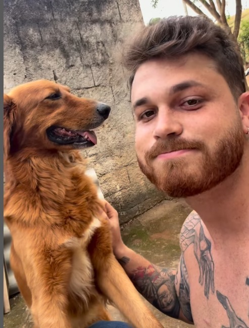 Gustavo Tubarão emociona as redes ao relatar crise de ansiedade com apoio de seu cachorro