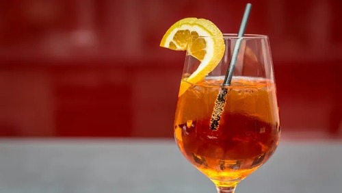 Como funciona o canudo que detecta metanol em bebidas, desenvolvido em Universidade de PE