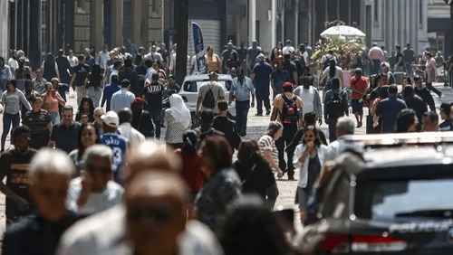 Taxa das blusinhas muda hábitos de compra