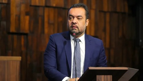 Cláudio Castro atinge maior aprovação desde 2022 após ação policial mais letal do país