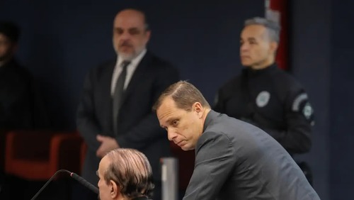 Mauro Cid passa por audiência no STF e retira tornozeleira eletrônica