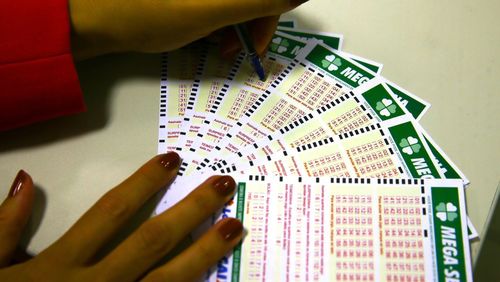 Mega-Sena acumula novamente e prêmio principal vai para R$ 48 milhões