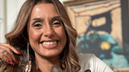 Camila Pitanga é eleita a mulher mais sexy do mundo em 2025