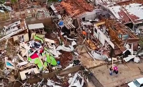 Governo do Paraná sanciona lei que prevê auxílio de até R$ 50 mil para famílias atingidas por tornado