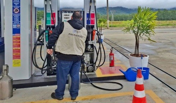 Ipem-SP intensifica fiscalização em postos de combustível aos fins de semana até o fim do ano