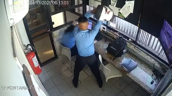 Mulher é agredida com capacete por colega de trabalho em Salvador