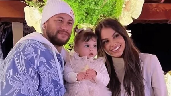Filha de Neymar teve 90% do dedo partido em acidente doméstico; saiba mais