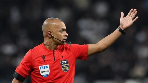 Projeto que visa profissionalização dos árbitros é aprovado no Senado