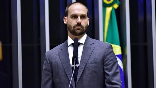 STF forma maioria para receber denúncia contra Eduardo Bolsonaro