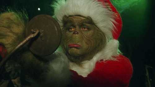'O Grinch' completa 25 anos: Jim Carrey quase desistiu do filme durante as gravações; entenda