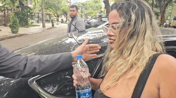 Mulher acusada de mandar matar ex do namorado é presa no Rio de Janeiro