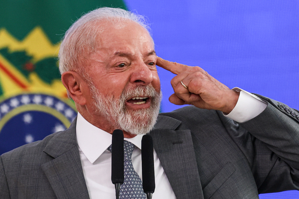 “Enfraquece o combate ao crime organizado”, diz Lula sobre PL antifacção