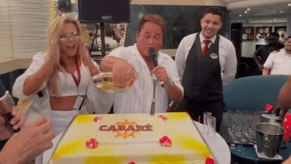 Vídeo: Leonardo derrama cachaça em bolo e choca Poliana Rocha