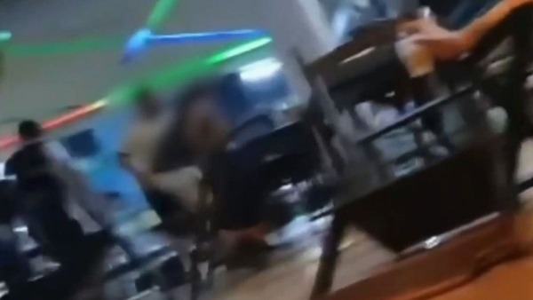 Vídeo: Tiroteio em bar deixa três homens mortos no Rio de Janeiro