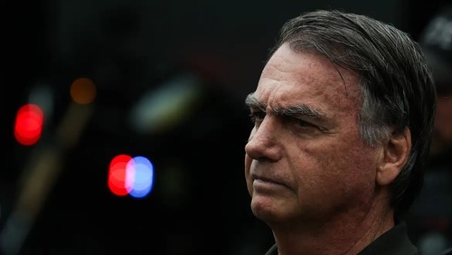 Bolsonaro é preso preventivamente a pedido da Polícia Federal