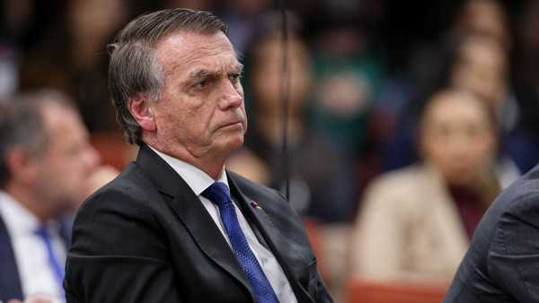 Bolsonaro não apresenta segundos embargos de declaração e se aproxima do início da pena