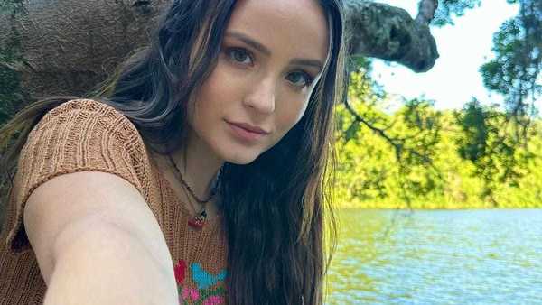 Larissa Manoela sobre os pais: "Não contei nem 1% do que passei"