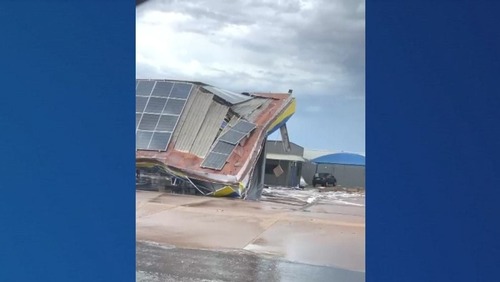 Posto de combustível é destruído por ventos de 30km/h em Goiás