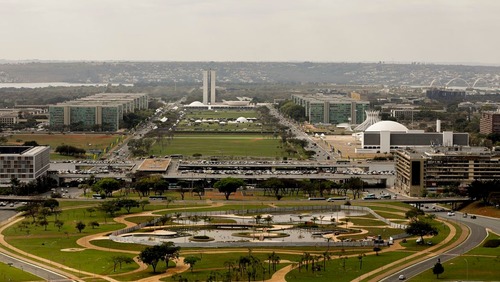 Incêndio em Ministério das Mulheres em Brasília deixa seis feridos