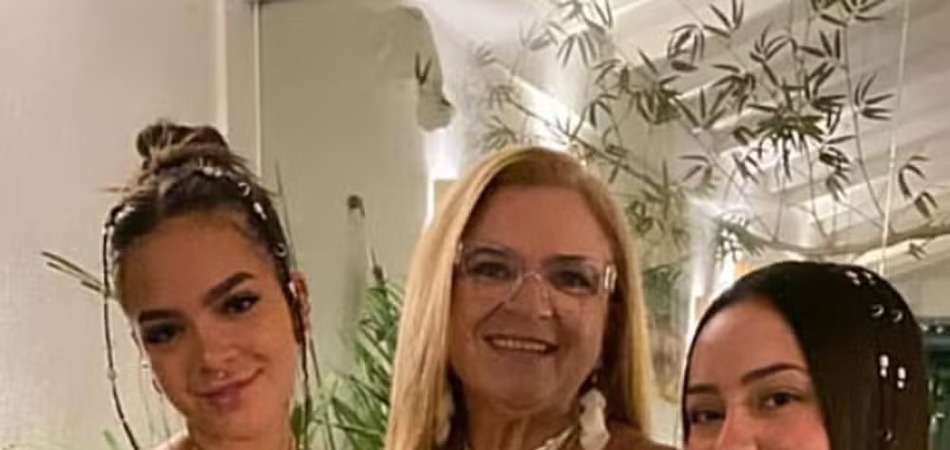Mel Maia vivia relação conturbada com a mãe e estava afastada há 1 ano