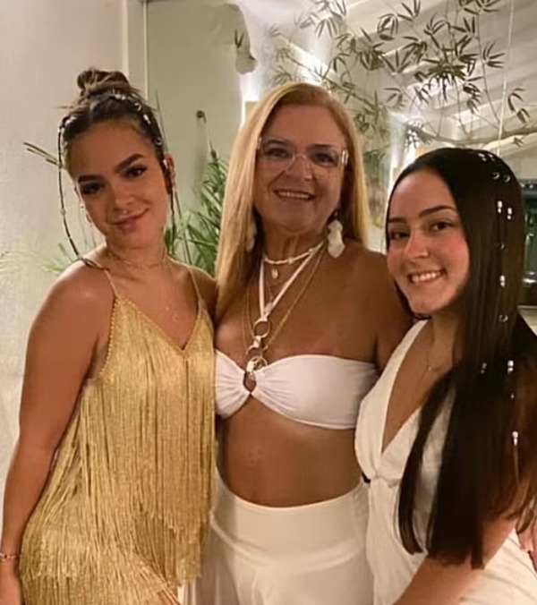 Mel Maia vivia relação conturbada com a mãe e estava afastada há 1 ano