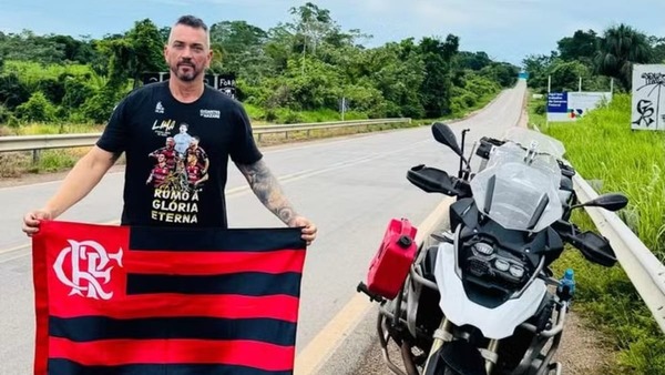 Flamenguista encara 12 mil km de moto para ver final da Libertadores