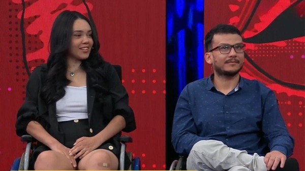 Casal com deficiência revela rotina sexual e surpreende: "4 a 5 vezes por semana"