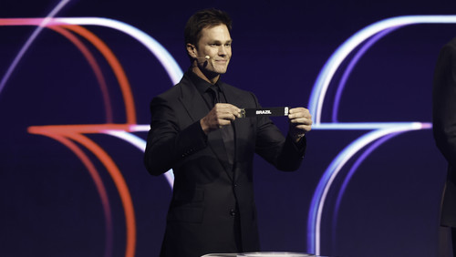 Tom Brady, ex de Gisele, sorteia Brasil na Copa de 2026; veja reação da web