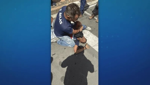 Lutador imobiliza ladrão que tentava furtar caminhonete em Mogi Mirim (SP)