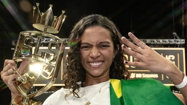 Rayssa Leal é tetracampeã do Supercrown em São Paulo