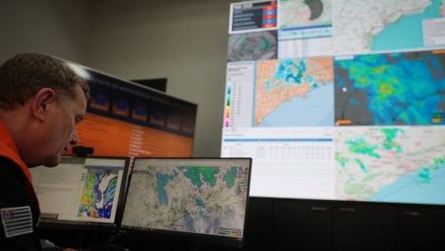 Defesa Civil SP alerta para tempestade, rajadas de vento de até 90 km/h e ativa gabinete de crise