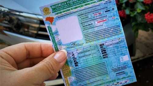 Nova CNH digital e gratuita: como funciona o programa para bons condutores