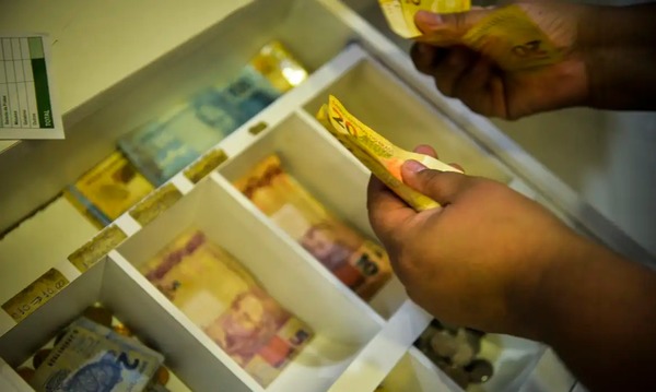 Segunda parcela do décimo terceiro deve ser depositada até dia 19