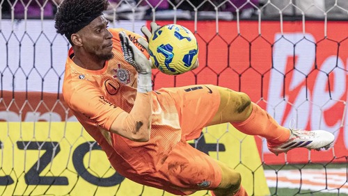 Corinthians e Vasco avançam nos pênaltis e decidem a Copa do Brasil