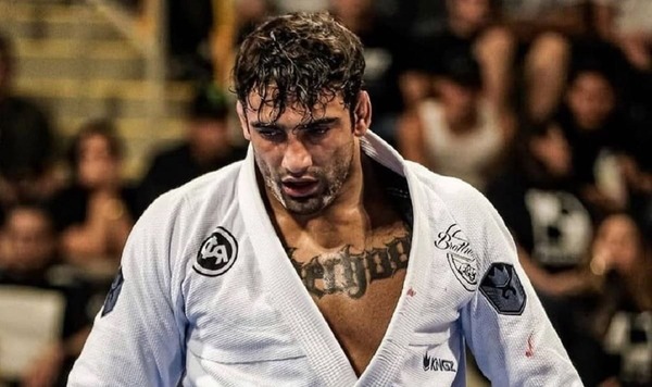 Policial que matou Leandro Lo quer encontrar família para pedir perdão