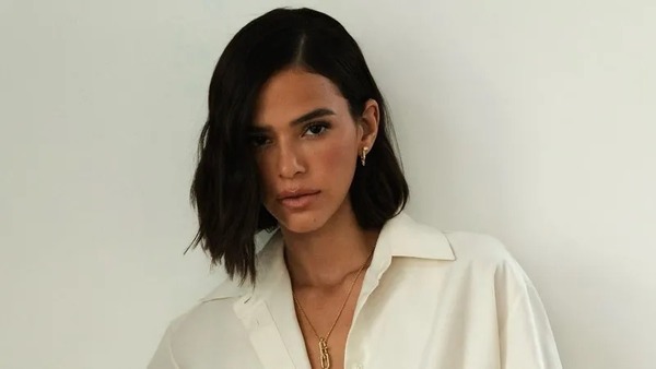 Bruna Marquezine vira 'namorada brasileira' de Shawn em jornais do exterior