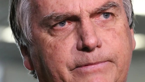 Perícia médica conclui que Jair Bolsonaro precisa de cirurgia