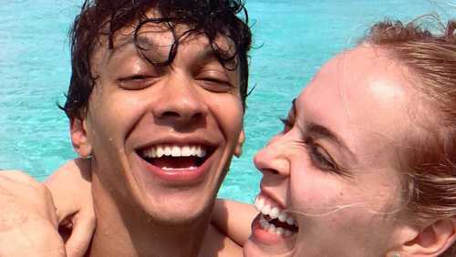 Tata Estaniecki anuncia que reatou com Cocielo: 'Não existe casal perfeito'