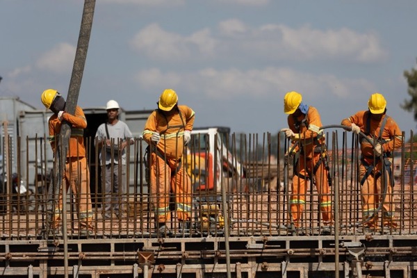 Número de trabalhadores desocupados cai 30% em dois anos no estado de SP