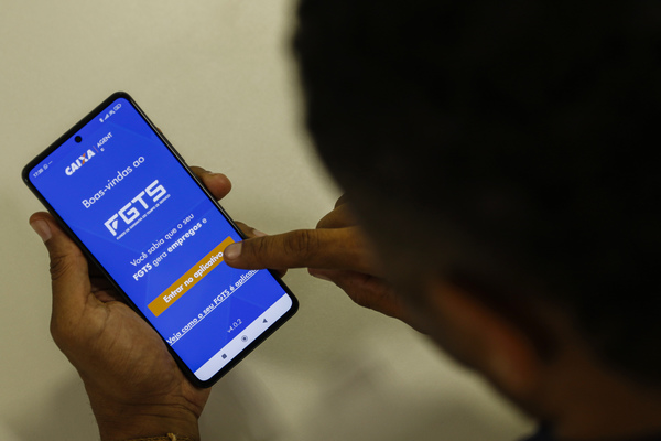 Ministério do Trabalho antecipa liberação de saldo retido do FGTS para 13 milhões que aderiraram ao saque-aniversário