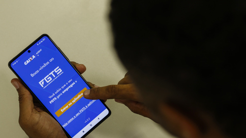 Ministério do Trabalho antecipa liberação de saldo retido do FGTS para 13 milhões que aderiraram ao saque-aniversário