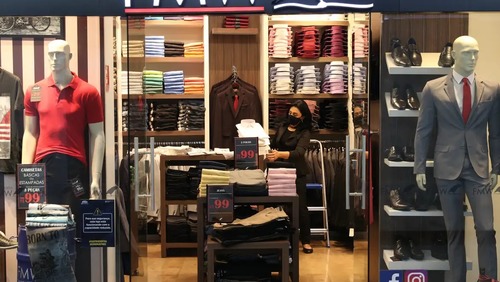 Entenda os direitos do consumidor para trocas de presentes de Natal