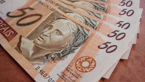 Datafolha: economizar é principal meta dos brasileiros para 2026