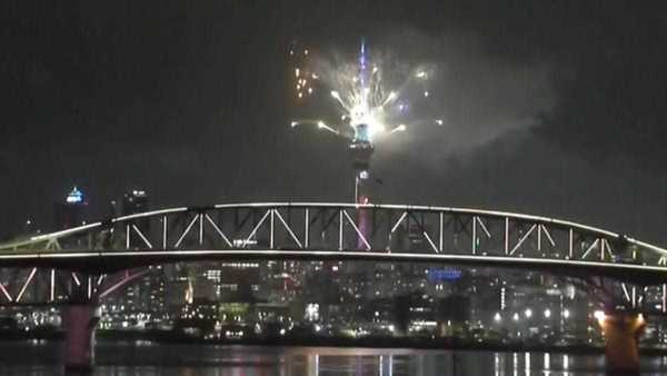 Alguns países já comemoram a chegada de 2026; veja celebração pelo mundo