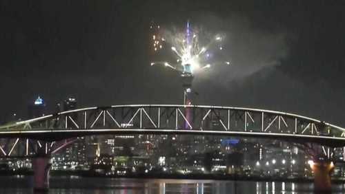 Alguns países já comemoram a chegada de 2026; veja celebração pelo mundo