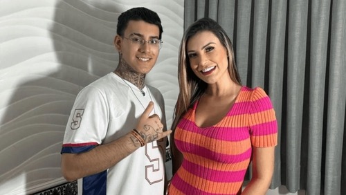 Andressa Urach anuncia que gravou conteúdo adulto com o próprio filho