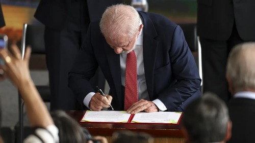 Lula veta integralmente PL da Dosimetria