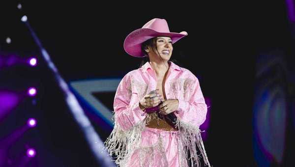 Ana Castela é diagnosticada com pedra nos rins após cancelamento de show