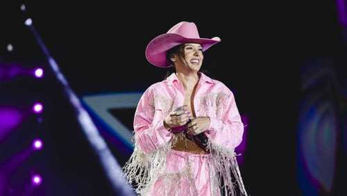 Ana Castela é diagnosticada com pedra nos rins após cancelamento de show