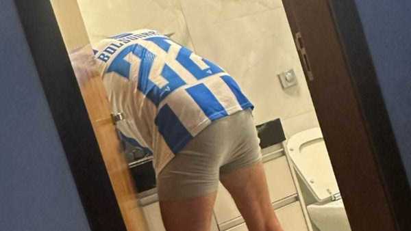 Carlos diz que Bolsonaro tem crise de azia na prisão